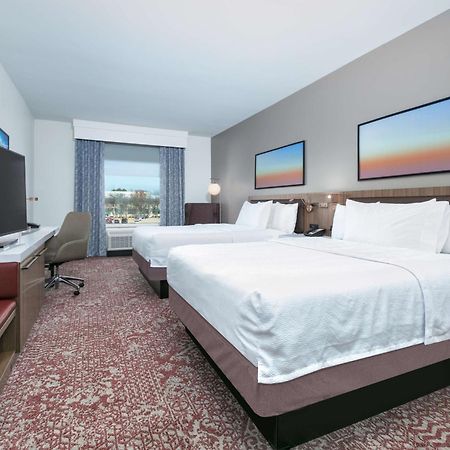 Hilton Garden Inn Dallas Арлингтън Екстериор снимка