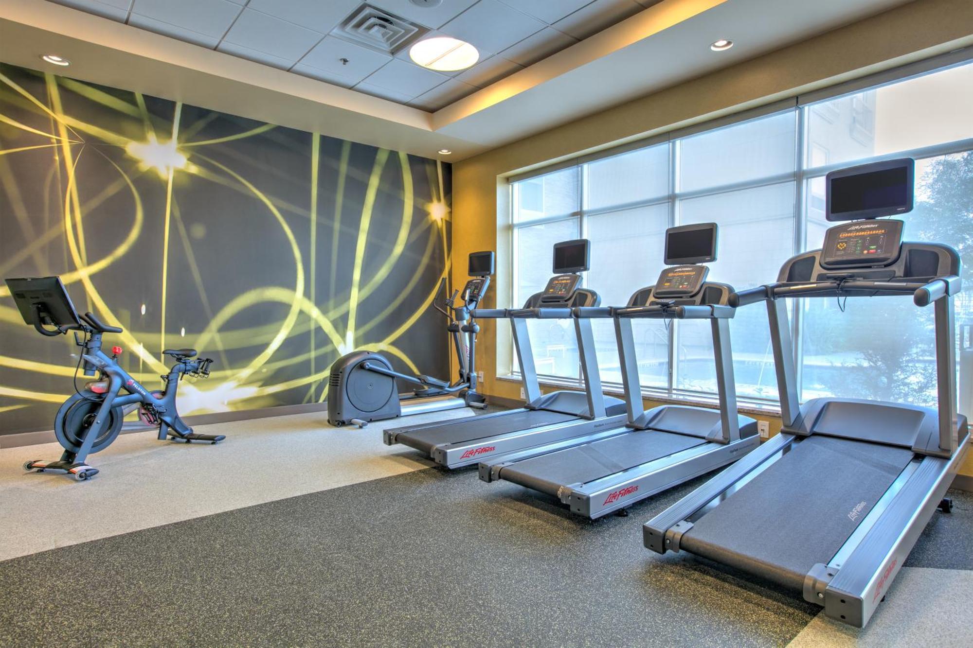 Hilton Garden Inn Dallas Арлингтън Екстериор снимка